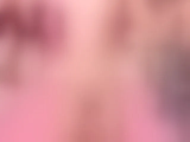 Live sex webcam photo for RedCat18 #252750755