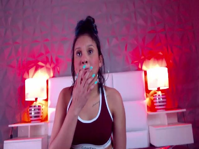 Live sex webcam photo for Infinitystarp #263773162