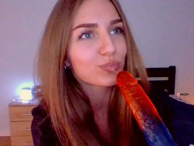 Live sex webcam photo for EnlivenLuv #240888987