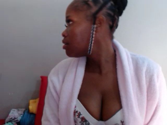 Live sex webcam photo for MisCandyRush #257049472