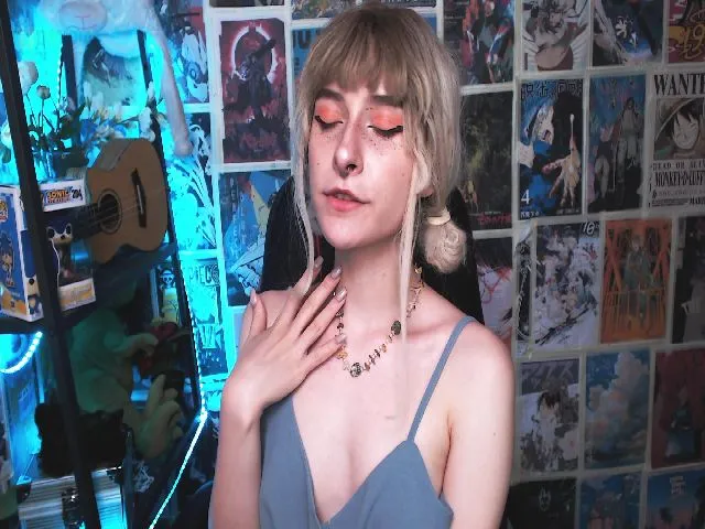 Live sex webcam photo for Manarose27 #253555475
