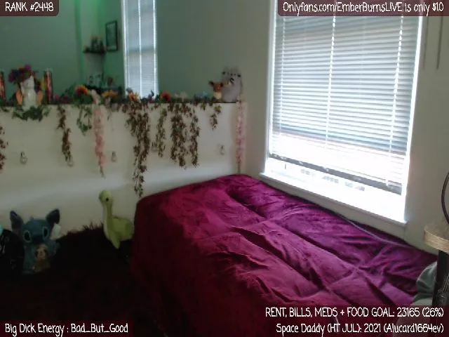 Live sex webcam photo for EmberBurns #260335240