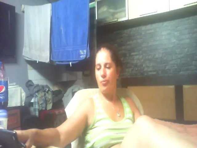 Live sex webcam photo for MGabrielle #263603742