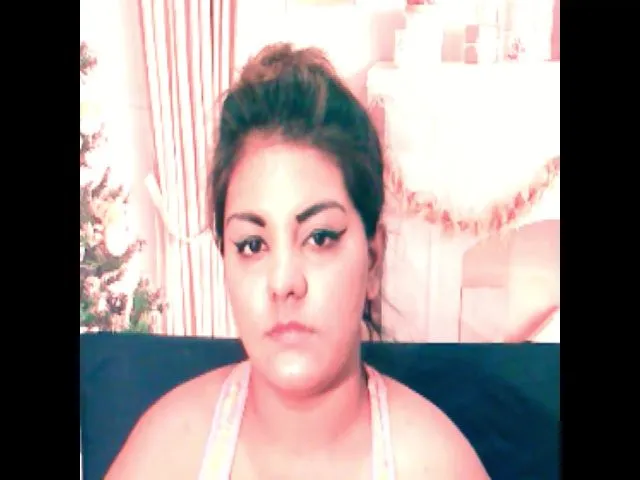 Live sex webcam photo for Sexyindianzn #264012311