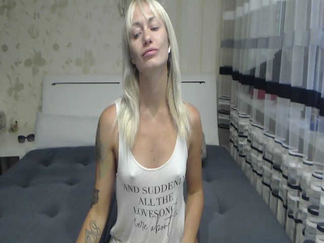 Live sex webcam photo for Glamkisssa #260700365