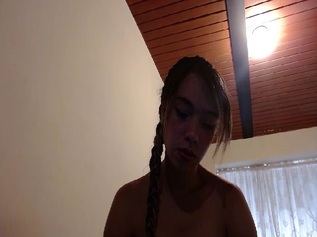 Live sex webcam photo for LaraSmiith_ #255117376