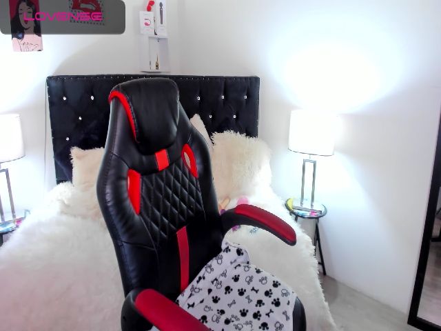 Live sex webcam photo for Irene__larson #252509673