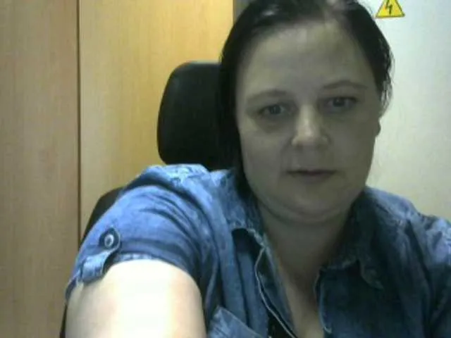 Live sex webcam photo for RealWitch #245167216