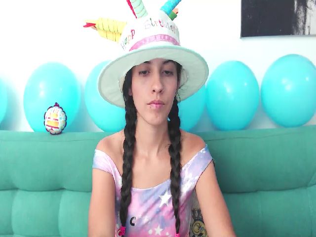 Live sex webcam photo for Lailypink #263452103