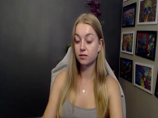 Live sex webcam photo for LUSTerica #252469717