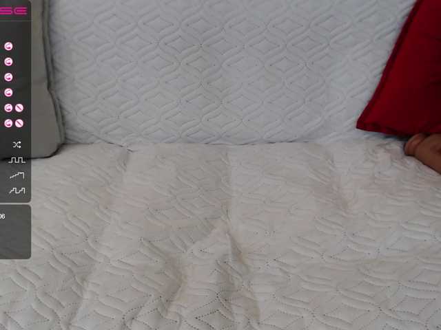 Live sex webcam photo for Icehotangel #240973605