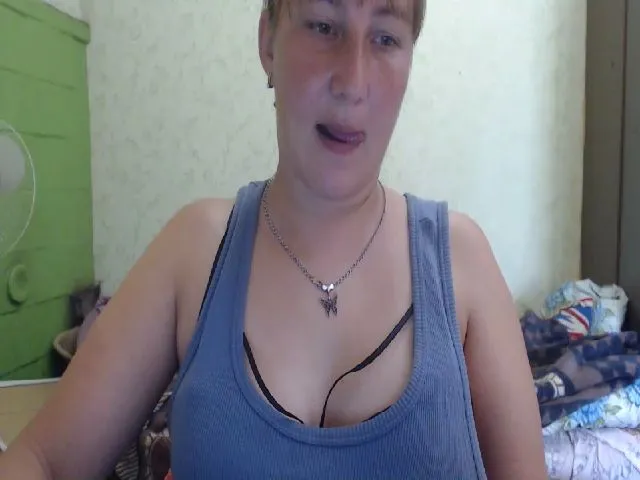 Live sex webcam photo for xxx_butterfly #253720978