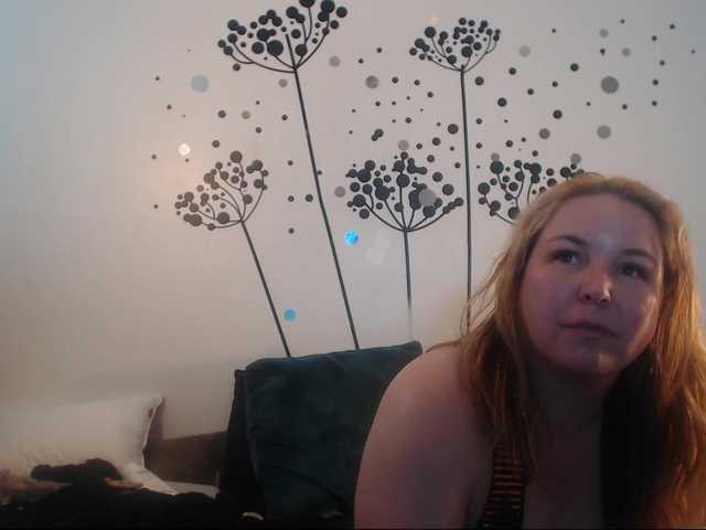 Live sex webcam photo for titanic-tits #249656649