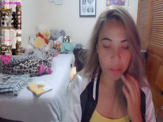 Live sex webcam photo for Meganhill_ #252682073