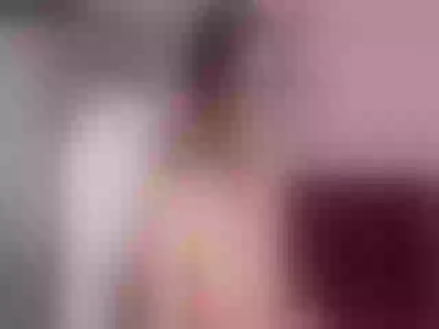 Live sex webcam photo for Sun_kissed1 #264776504