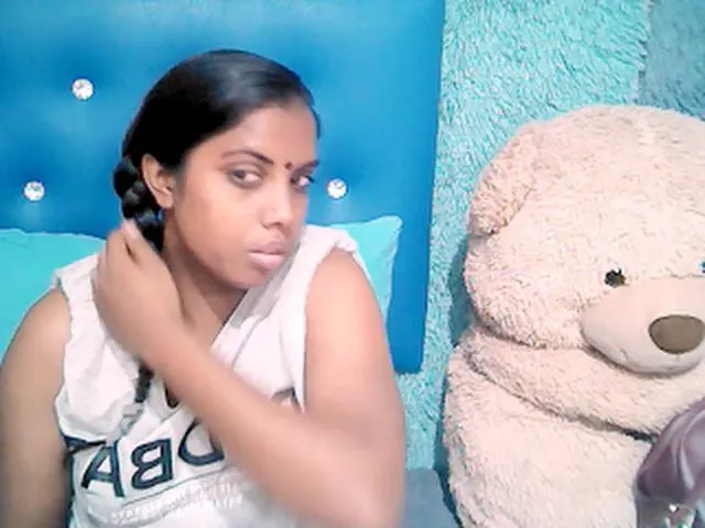 Live sex webcam photo for Indianpride #264135443