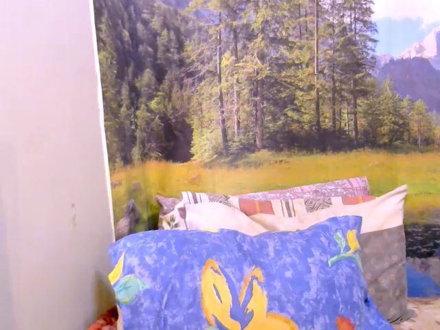 Live sex webcam photo for Mysticxxx4u #259859551