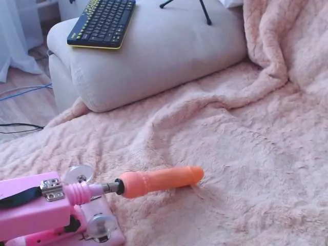 Live sex webcam photo for Sunny-Rose #241308905