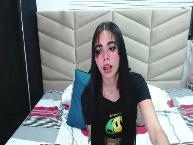 Live sex webcam photo for ShenLong3 #264605598