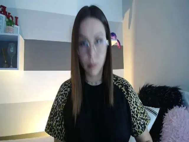 Live sex webcam photo for SUSYBALE #253785742