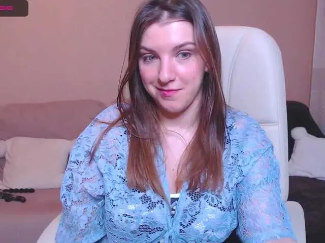 Live sex webcam photo for RennaHart #241428218