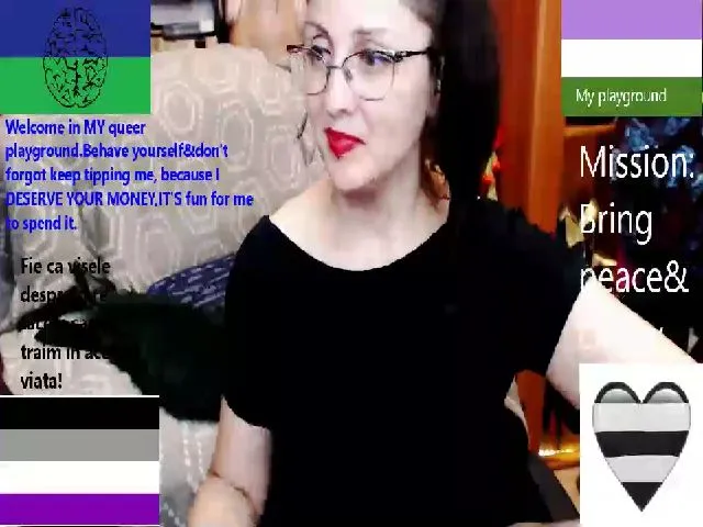 Live sex webcam photo for ImperatrizaS #252947778