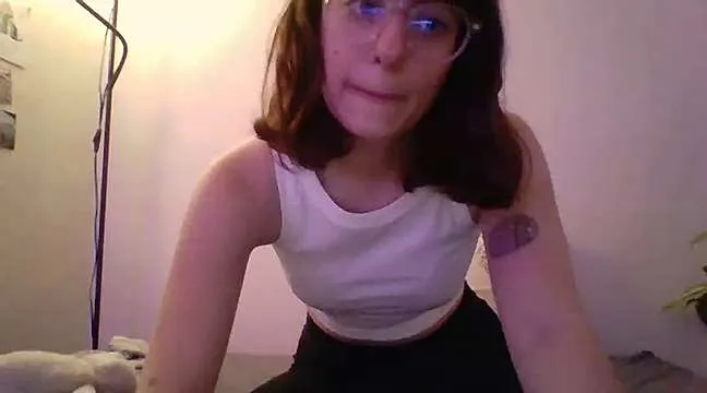 Live sex webcam photo for kinky_eva #241831931