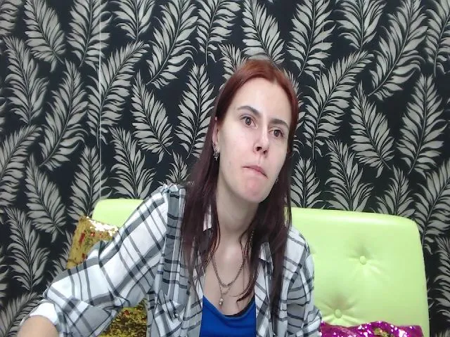 Live sex webcam photo for MollyTravis #257200562