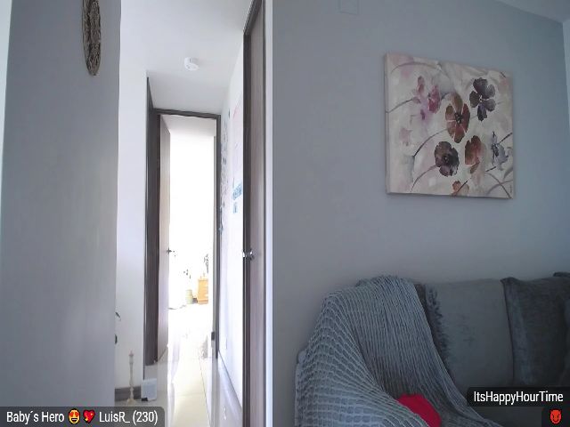 Live sex webcam photo for HappyHourTime #262143250