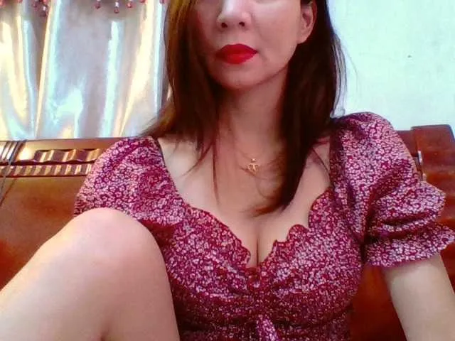 Live sex webcam photo for pornadrianna #254644662