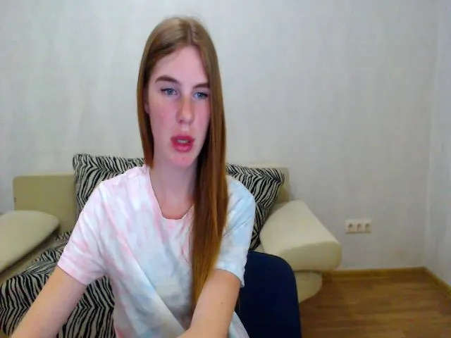 Live sex webcam photo for Vesnyshka #256447541