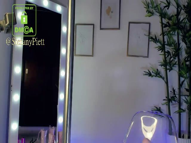 Live sex webcam photo for Stefany_gpiet #252493213