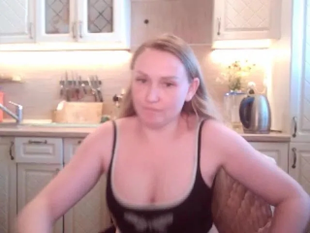 Live sex webcam photo for JaneGrey111 #254738140