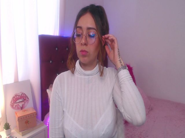 Live sex webcam photo for SamPuckett #252267258