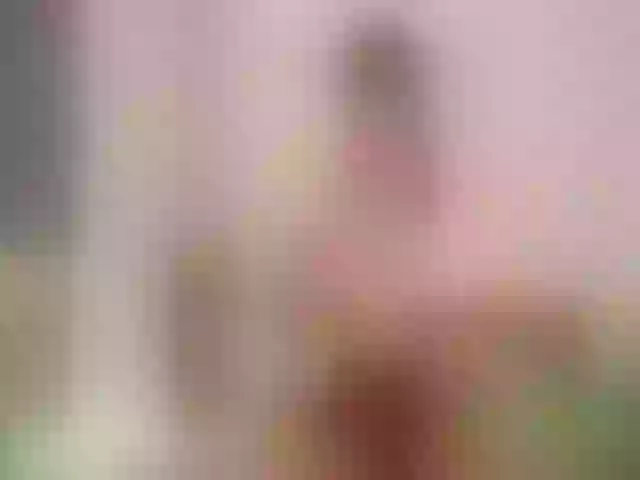 Live sex webcam photo for MadelinLove #254005744