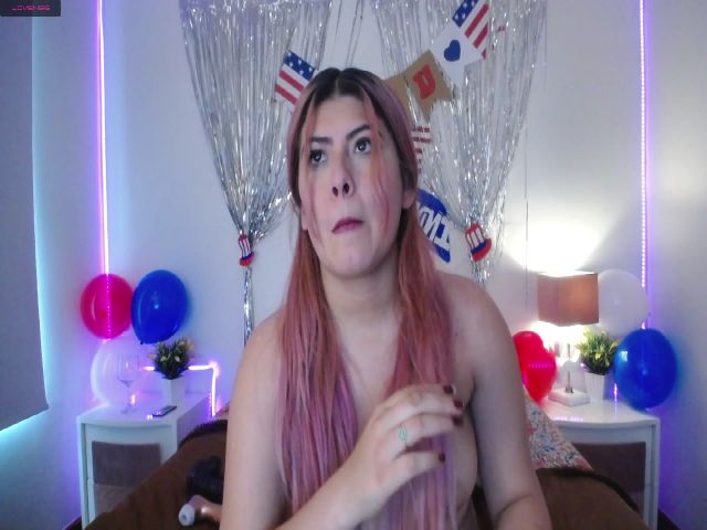 Live sex webcam photo for NicolSaenz #252867537