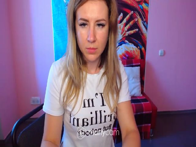 Live sex webcam photo for LoveMe_All #256783310