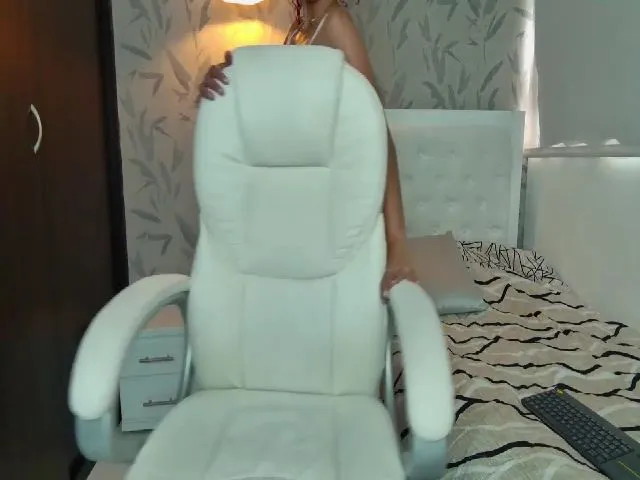 Live sex webcam photo for Katie_teen #252831200