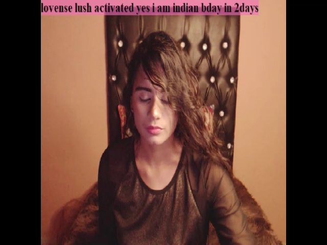 Live sex webcam photo for PARADISEQEEN #252586414