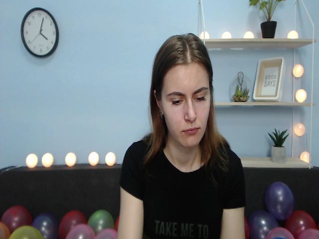 Live sex webcam photo for MollyTravis #252614010