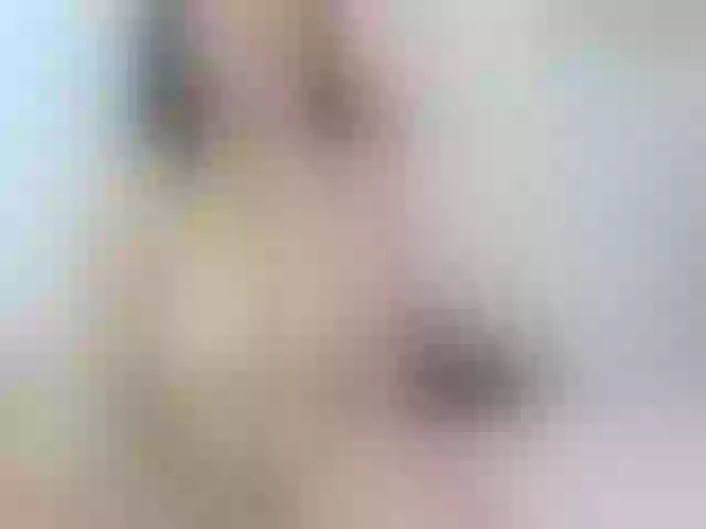 Live sex webcam photo for orianasabatil #241092077