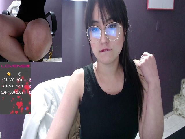 Live sex webcam photo for Charlotte_3x #263722518