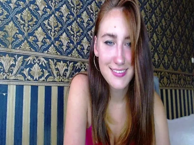 Live sex webcam photo for SpicyDessert #264645615