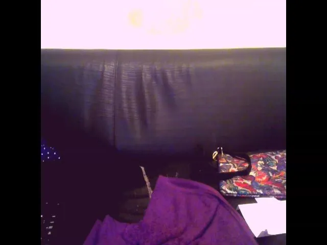 Live sex webcam photo for Sexygeny #257920556