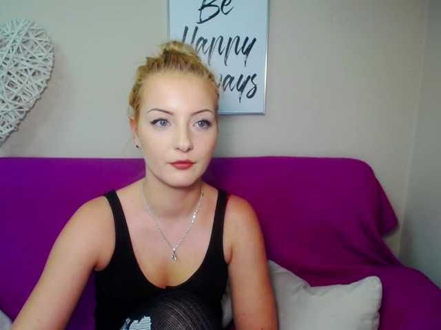 Live sex webcam photo for NatalieKiss #241215938