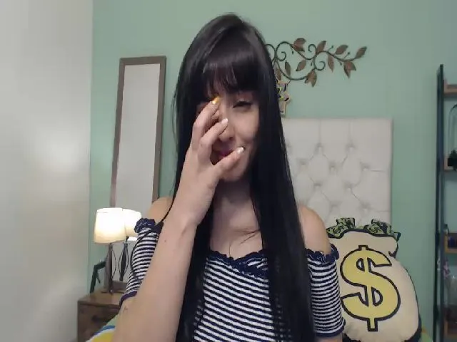 Live sex webcam photo for Kattyduque #260191192
