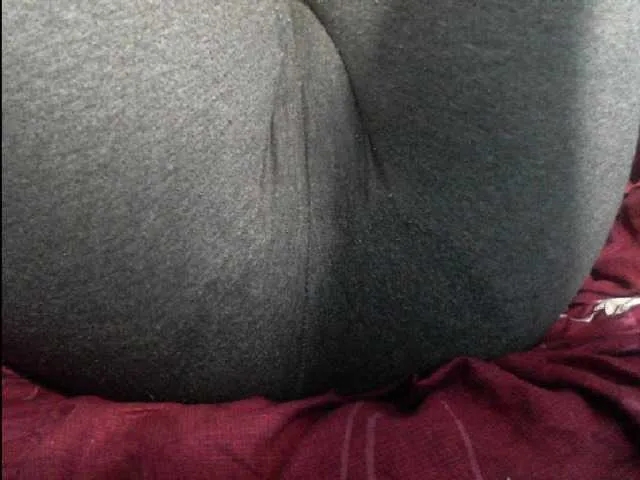 Live sex webcam photo for YourDesire36 #254320633