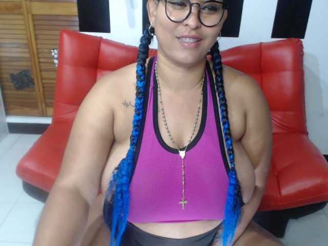 Live sex webcam photo for pamela-sam #245122444