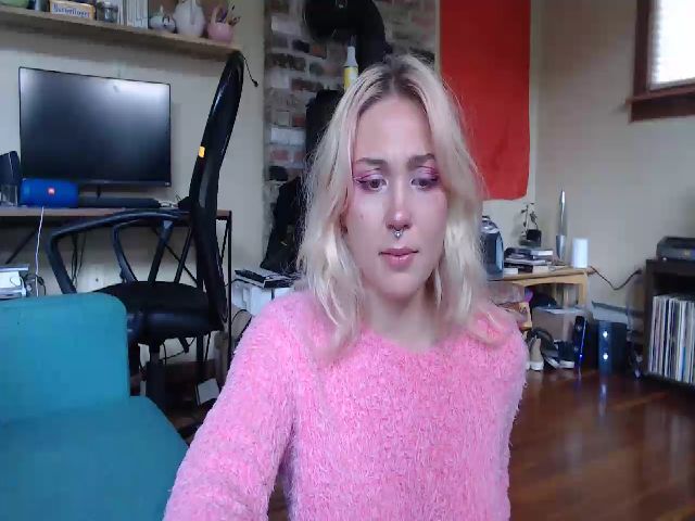 Live sex webcam photo for AngelBabyVic #263823984