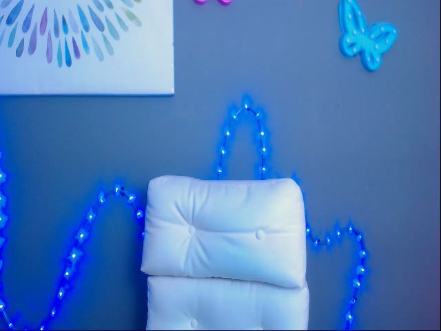 Live sex webcam photo for Tattiana_love #254990920